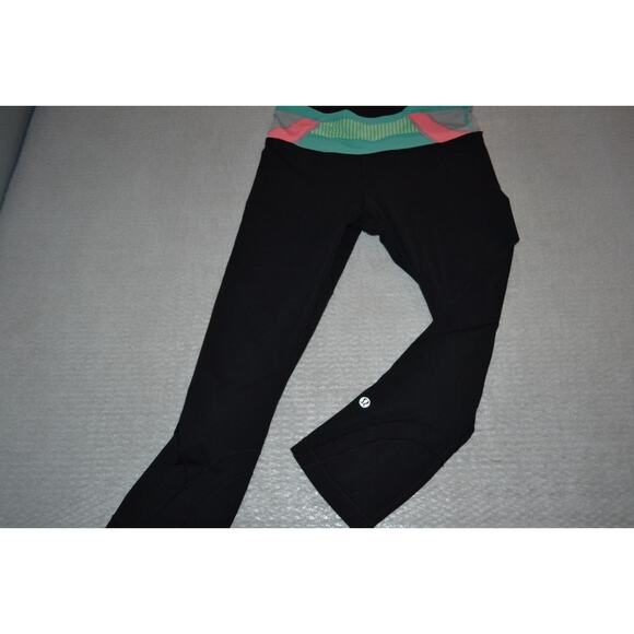 30008 Lululemon Gym Pants Capris Leggings Black Polyester Size 6 Womens - Picture 1 of 12
